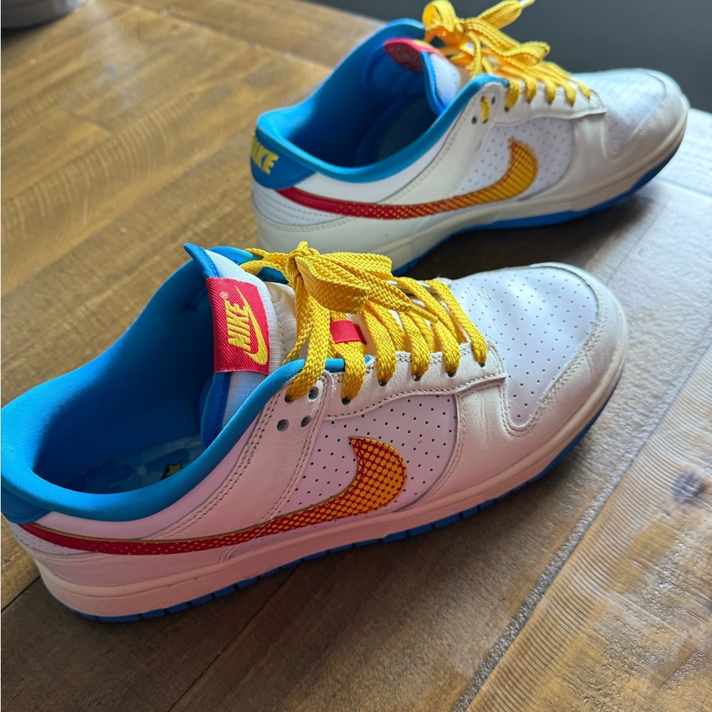 Nike DUNKS men’s size 9.5